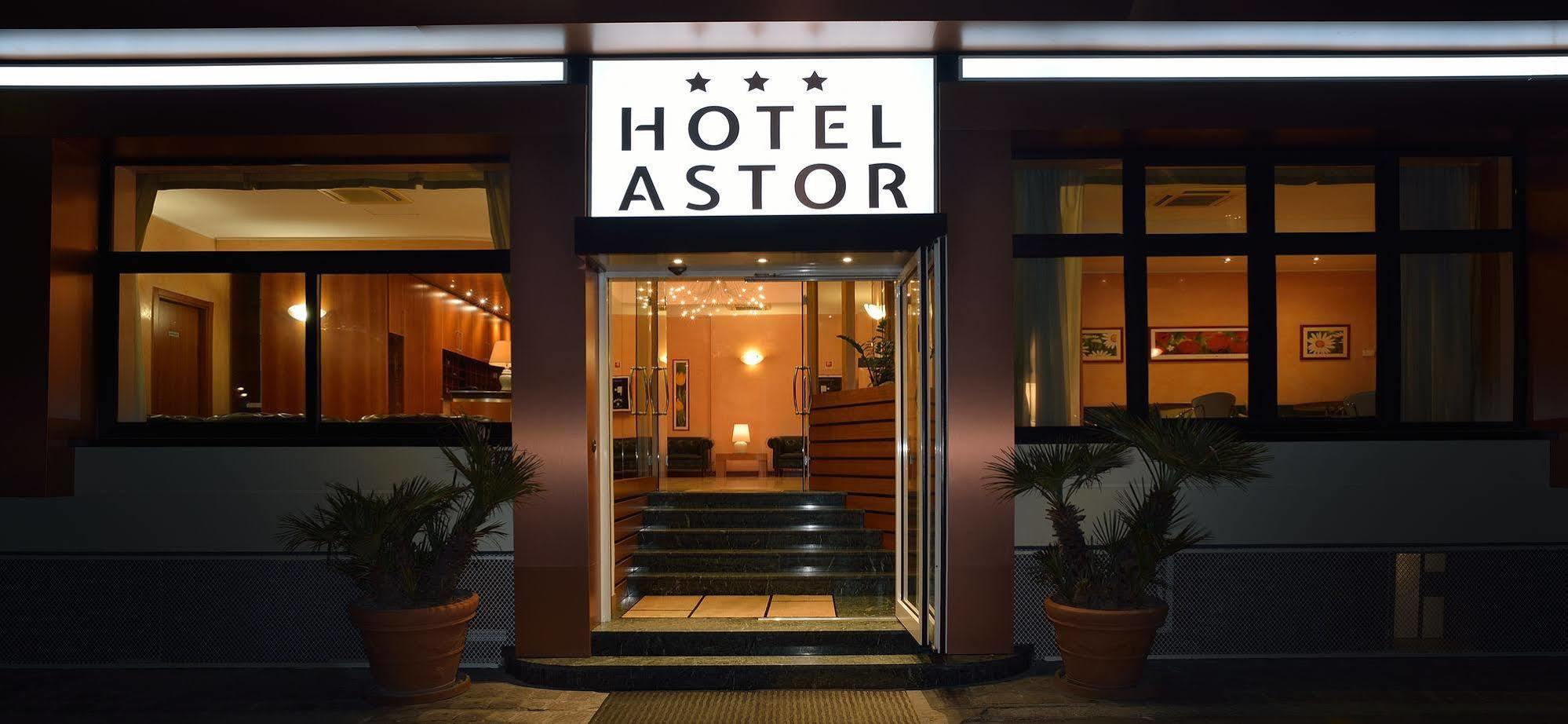 Astor Hotel Bologna Esterno foto